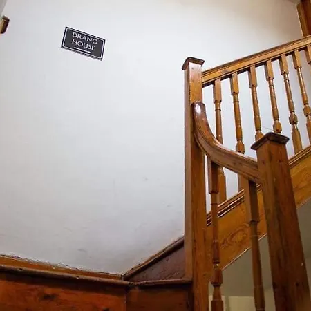 Drang House Have Stairs 2*